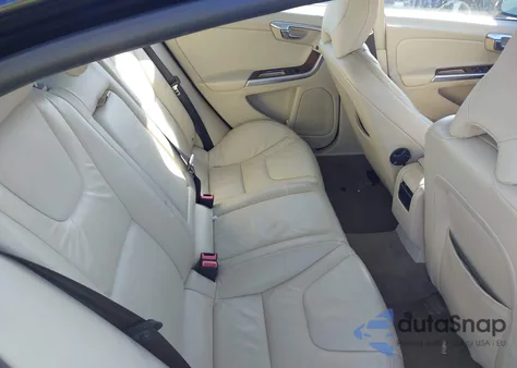 2012 Volvo S60 T5 z USA, uszkodzony, nr VIN YV1622FS4C2120427